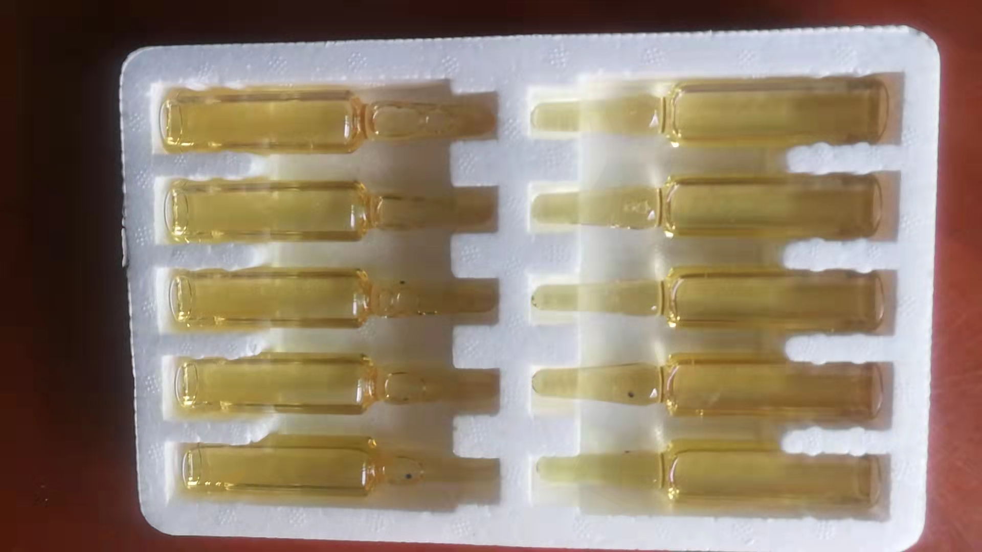 熱毒消炎康注射液，獨(dú)特的進(jìn)口增效因子組方對(duì)各種動(dòng)物熱毒炎癥注射后快速見效，注射一次就搞定的獸醫(yī)常備殺手锏王牌級(jí)別藥物